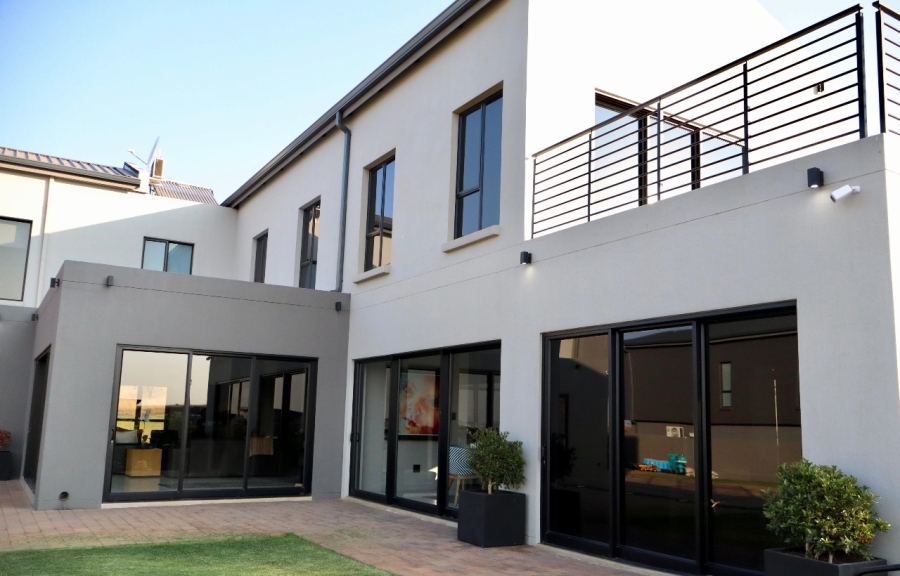 5 Bedroom Property for Sale in Cashan North West